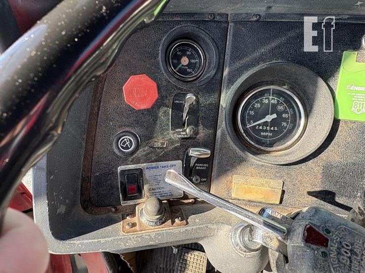 1984-ford-l8000-image-31