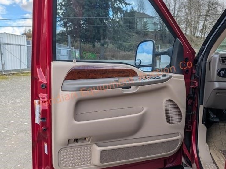 2000-ford-excursion-limited-image-19