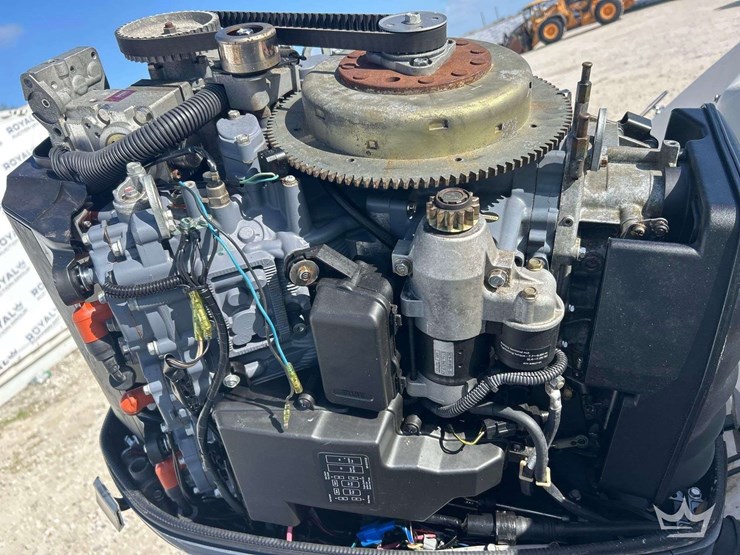 1992-21ft-four-winns-205-sundowner-boat-w/-boat-trailer-image-8