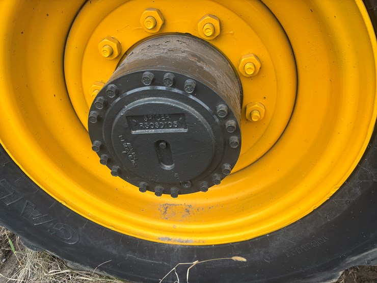 #2310-•-2004-gehl-rs8-telehandler-image-73