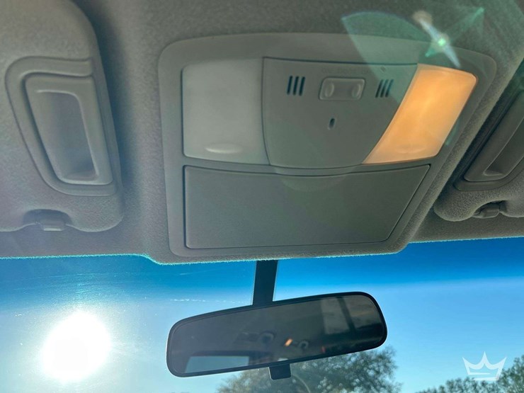 2017-nissan-quest-image-21