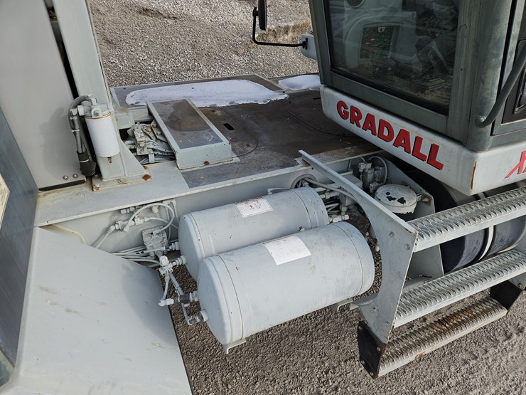 2002-gradall-xl3100-image-12