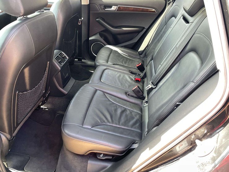 2011-audi-q5-image-14