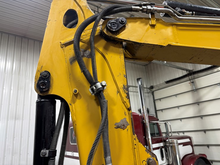 caterpillar-305-image-48