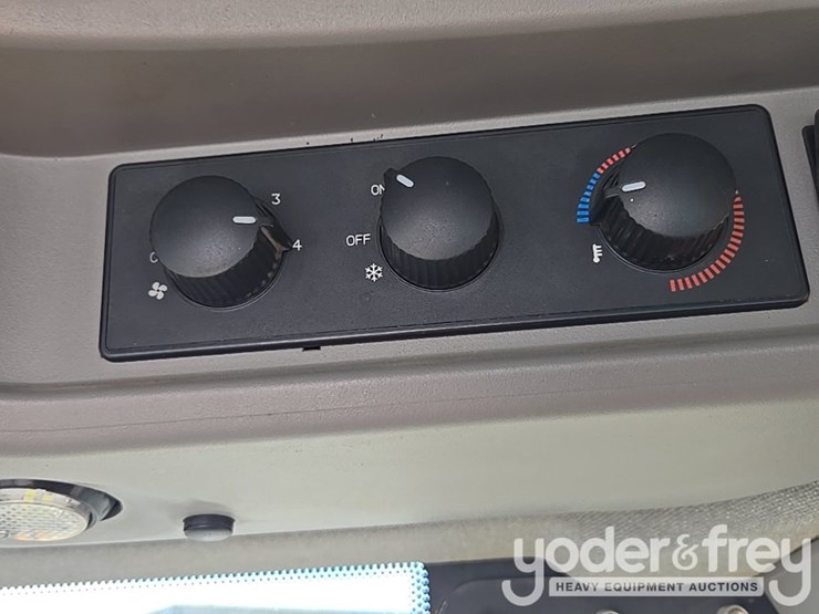 2022-case-521g-image-75