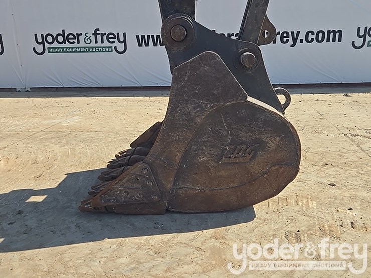 2017-volvo-ec350el-image-31