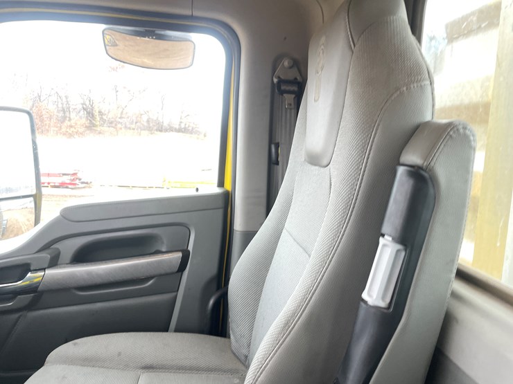 2019-kenworth-t880-image-71