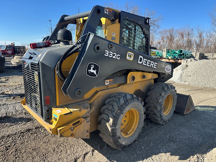 deere-332g-image-5