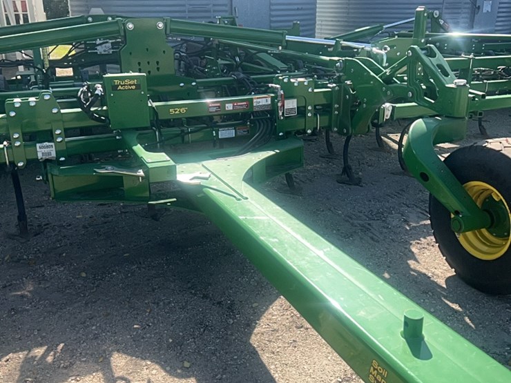 2024-john-deere-52-image-135