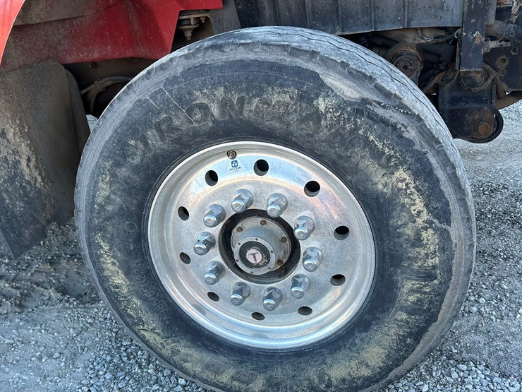 2002-international-7400-image-71