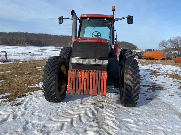 #125-•-2001-case-mx200-magnum-tractor-(colfax,-wi)-image-3