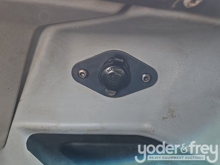 2018-deere-460e-image-82