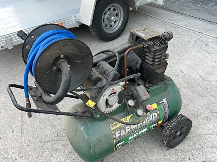 farmhand-air-compressor,-5-hp,-used-little,-has-hose-and-reel-self-contained.-image-2