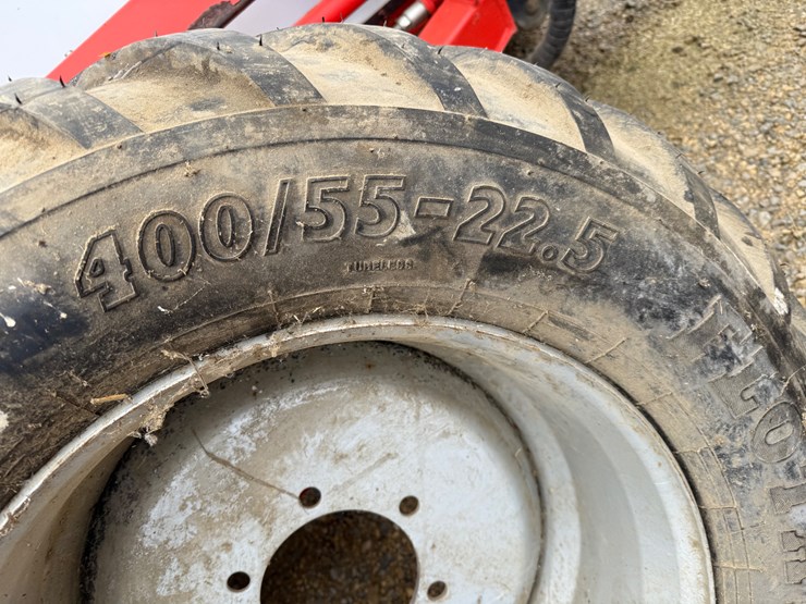 2011-kuhn-merge-maxx-900-image-37