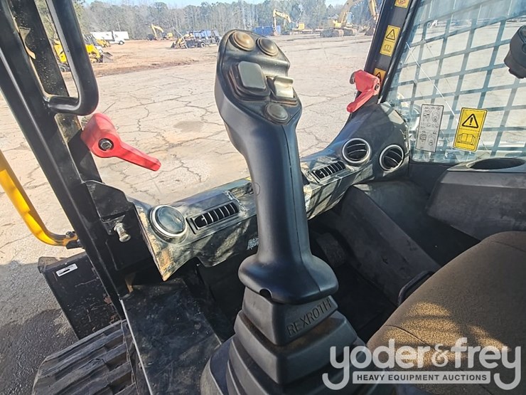 2019-jcb-270t-image-29