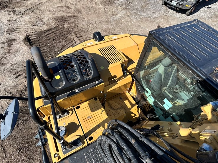 caterpillar-c4.4-image-38