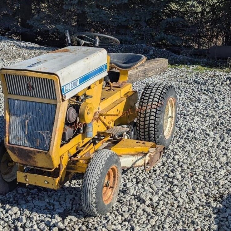 CUB CADET 72
