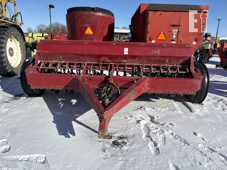 case-ih-5100-image-2