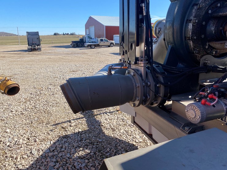 2024-custom-trailer-image-13