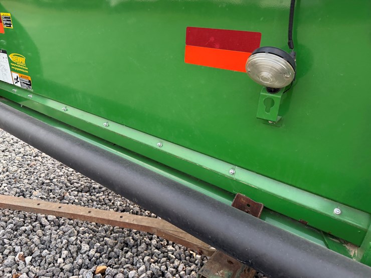 john-deere-630f-image-13