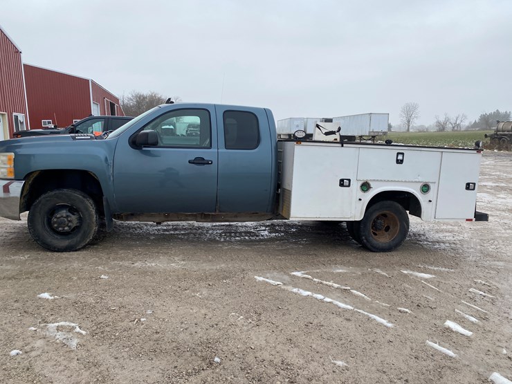 2007-chevrolet-3500hd-image-13