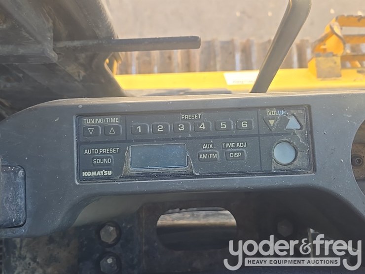 2013-komatsu-pc490-lc-10-image-76