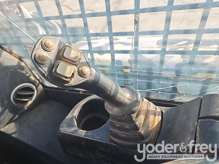 2019-jcb-270t-image-34