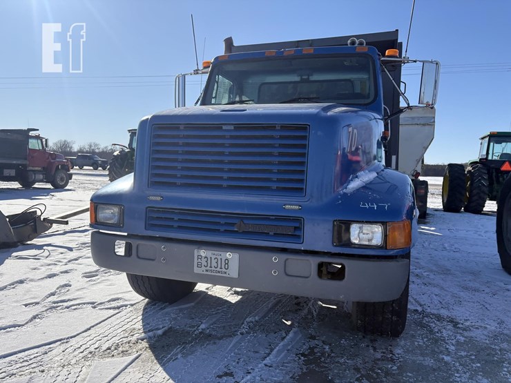 1999-international-f2674t-image-3