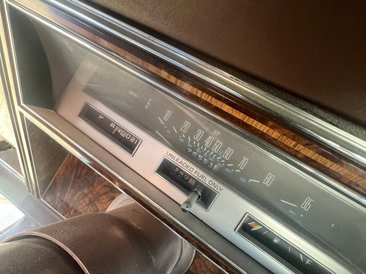 lot-13.-oldsmobile-delta-88-royale-car,-4-dr.,-196,050-mi,-307-v8,--4-speed-automatic-image-22