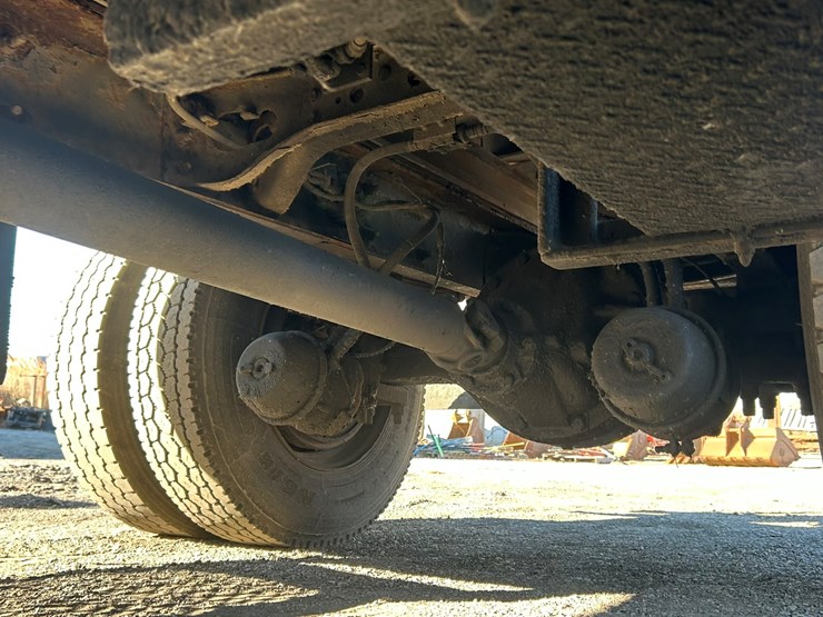 2003-international-4300-sba-image-31