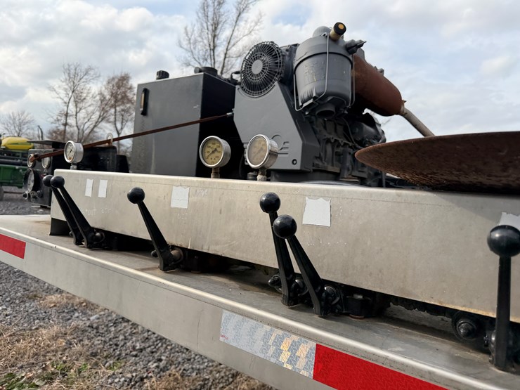 #40961-•-2011-magnolia-/-adams-t/a-fertilizer-tender-trailer-image-39