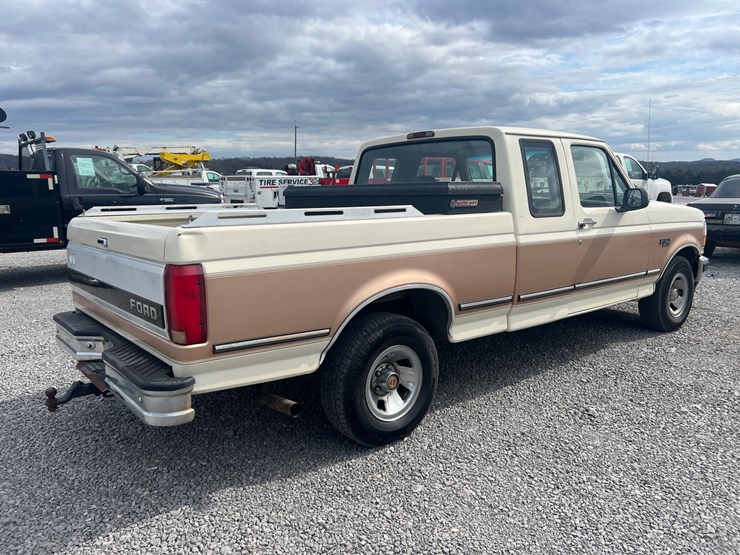 1994-ford-f150-xlt-image-3