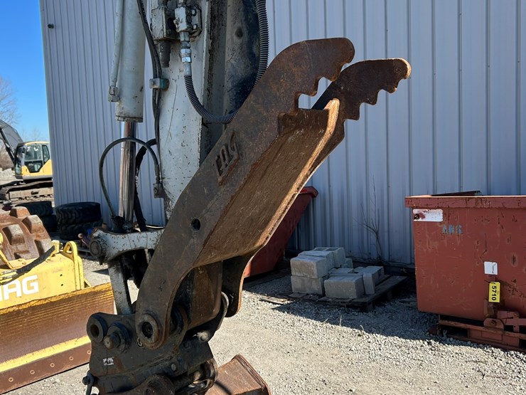 takeuchi-tb180fr-image-25