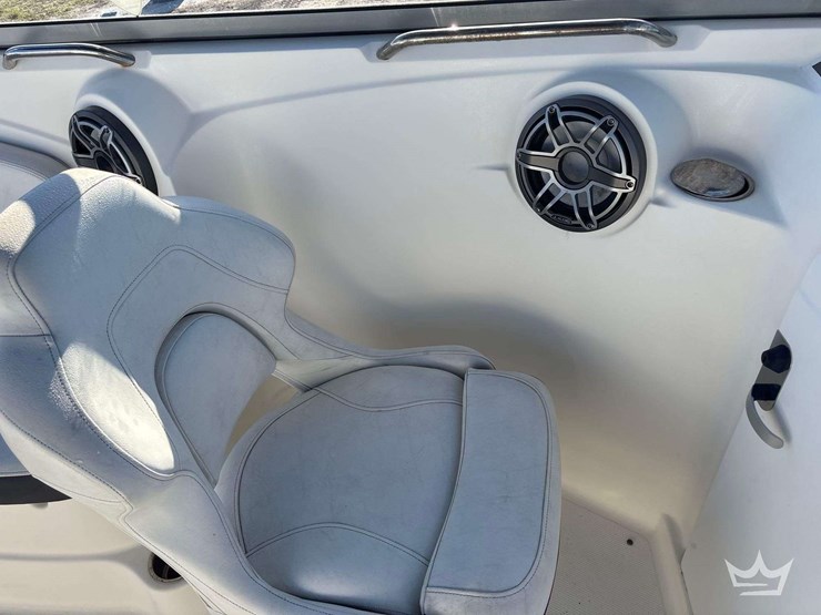 2013-29ft.-larson-lxi292-boat-with-30ft-t/a-loadmaster-boat-trailer-image-19