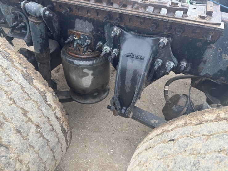 2016-freightliner-cascadia-113-image-63