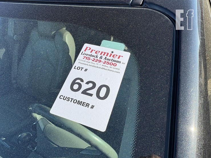 2014-gmc-acadia-image-16