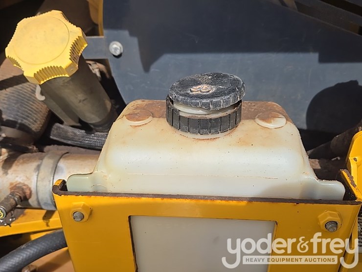 2018-deere-460e-image-48