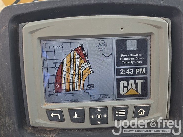 2018-caterpillar-tl1055d-image-67
