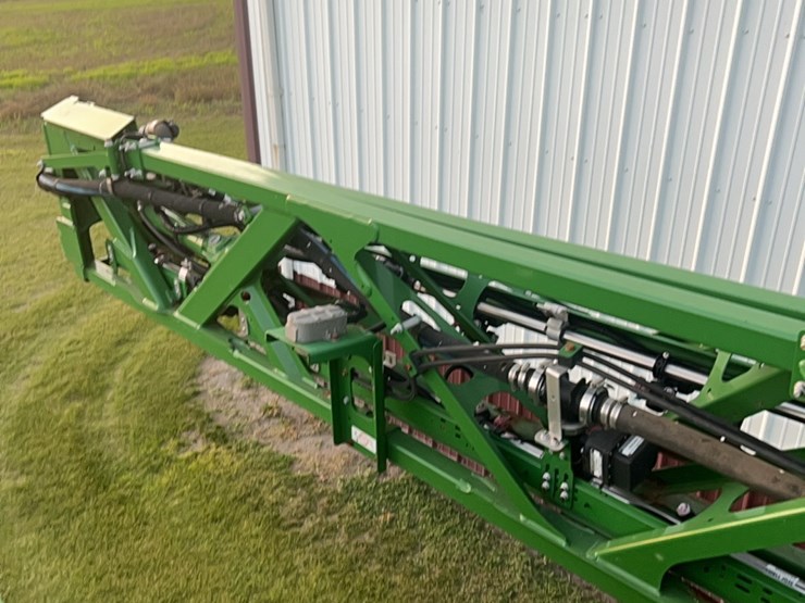 2014-john-deere-r4030-image-89