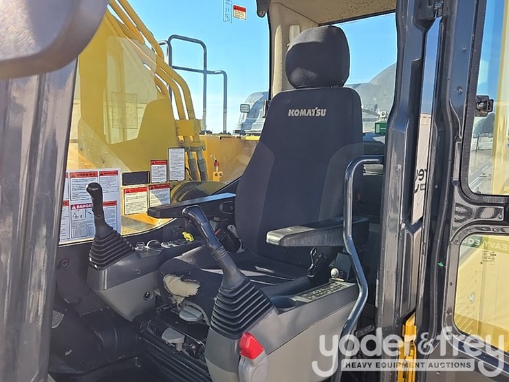 2022-komatsu-pc360-lc-11-image-72