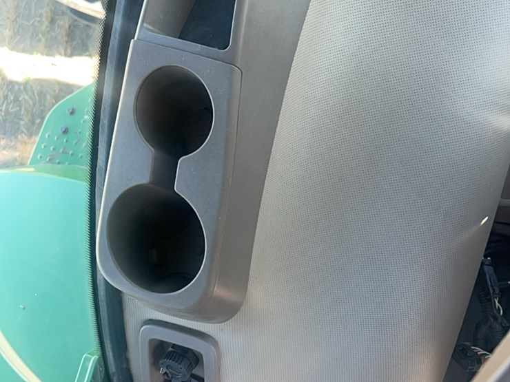 2016-john-deere-9520r-image-136