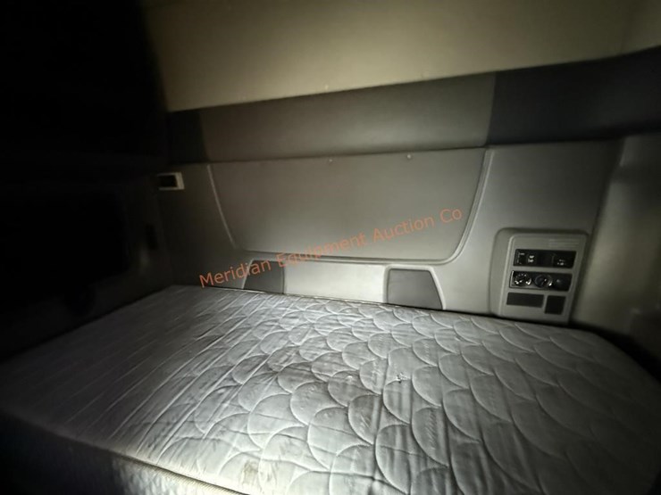 2017-international-prostar-image-80