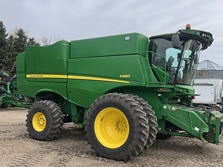 2014-john-deere-s680-image-90