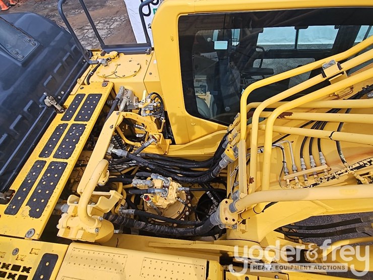 2019-komatsu-pc360-lc-11-image-36