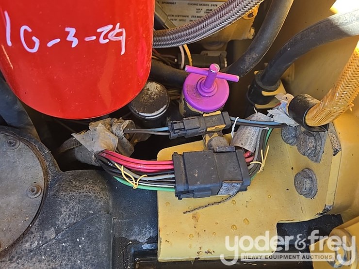 2005-caterpillar-140h-vhp-plus-image-78