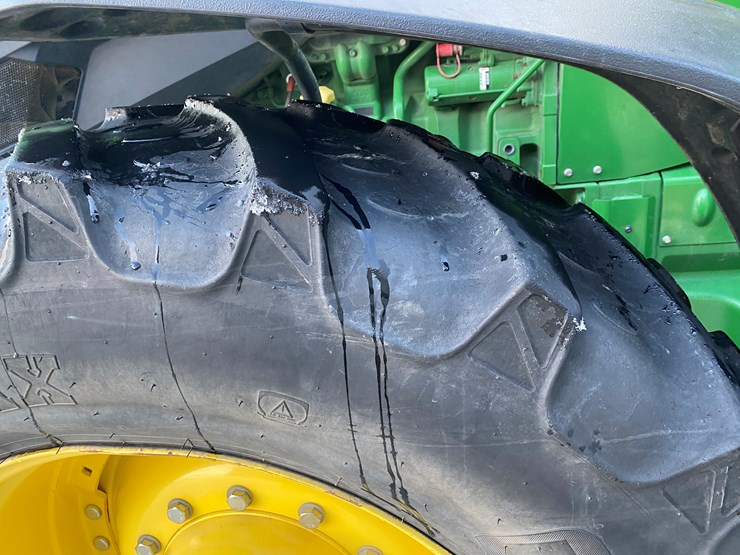 2022-john-deere-8r-280-image-24