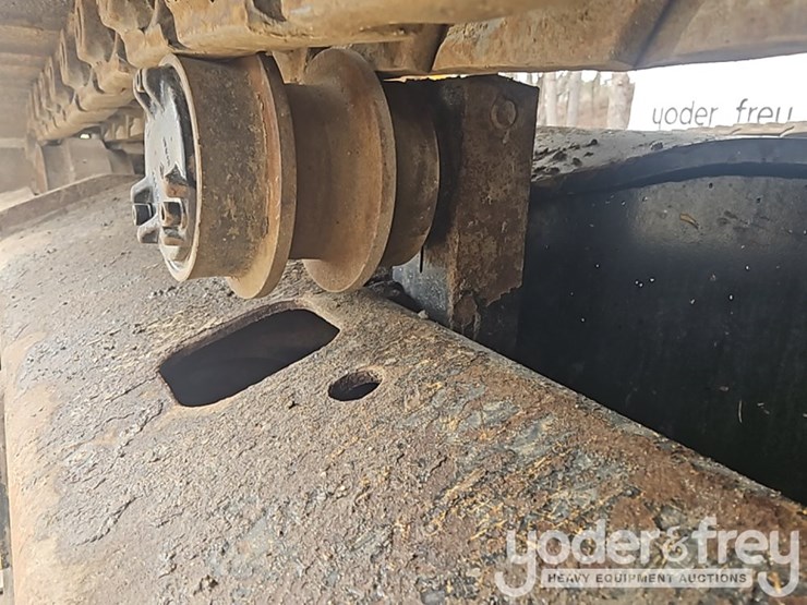 2018-caterpillar-349fl-image-5