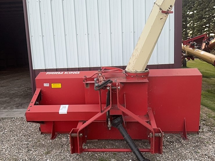 farm-king-twin-auger-two-stage-snowblower,-540-pto,-hydraulic-shoot-image-1