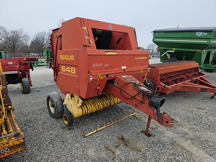 2001-new-holland-648-image-1