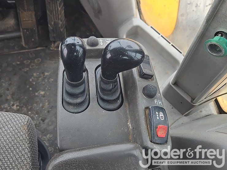 2017-volvo-l110h-image-72